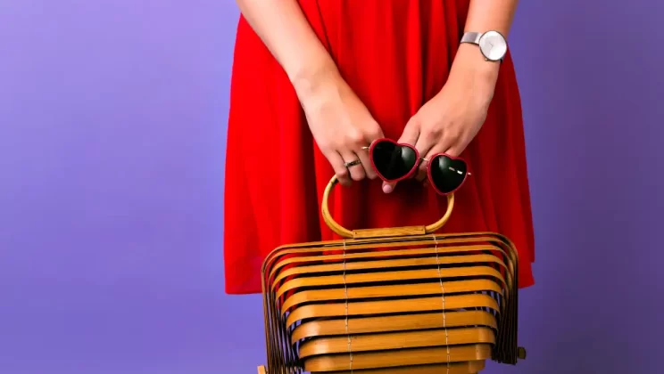 Handbag Essentials: What Every Woman Needs in Her Collection